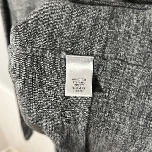 Croft & Barrow heather gray button up cardigan - Picture 5 of 5